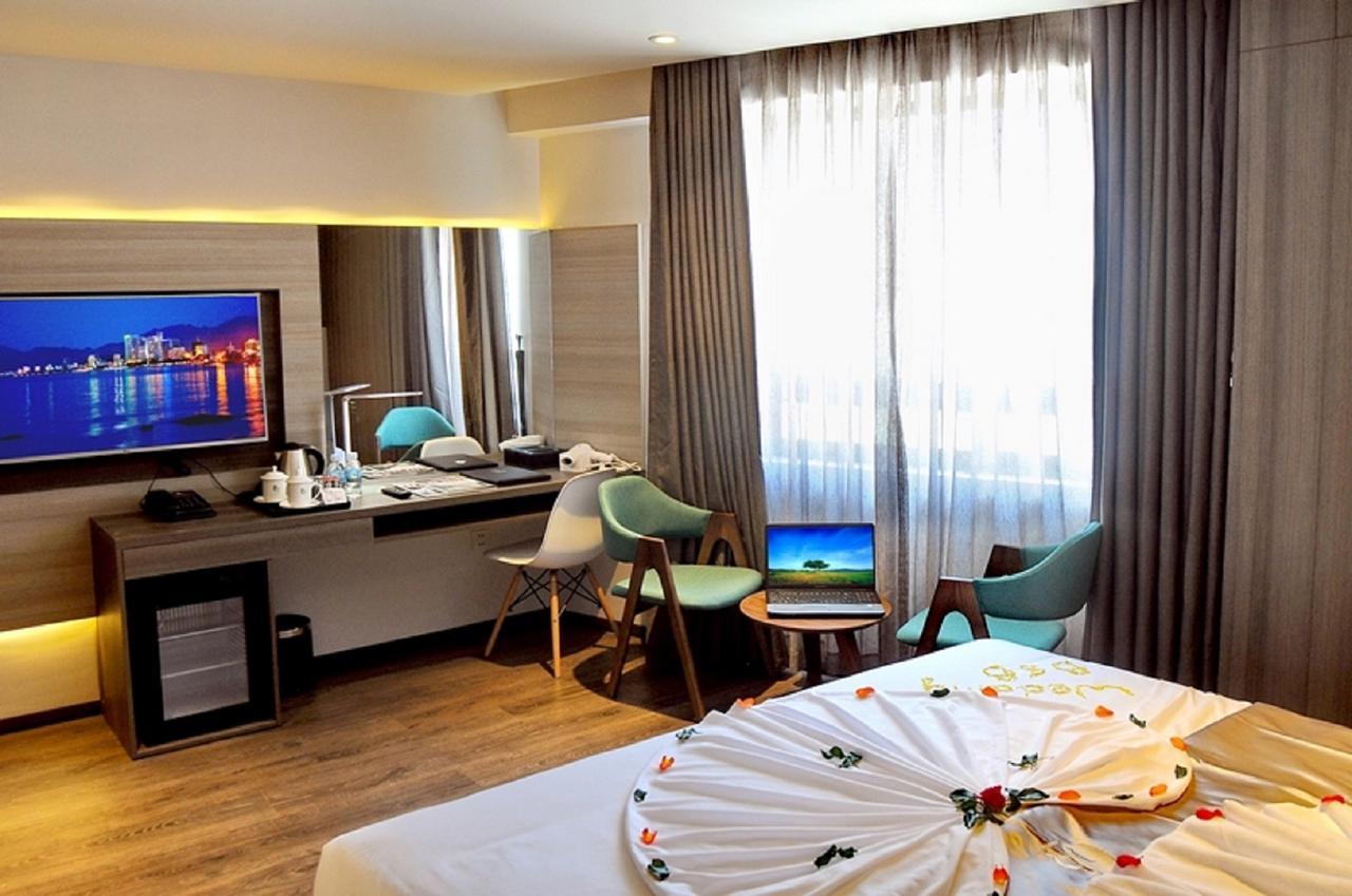 Bb Hotel Nha Trang Exterior photo